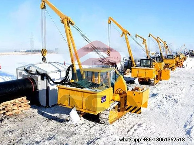 Crawler mobile welding station for oil and gas pipelines